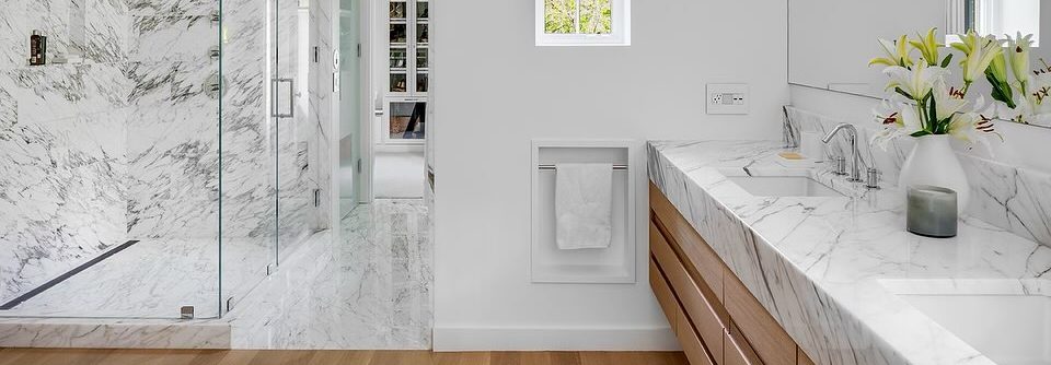 Beautiful Bathroom Design Round-Up